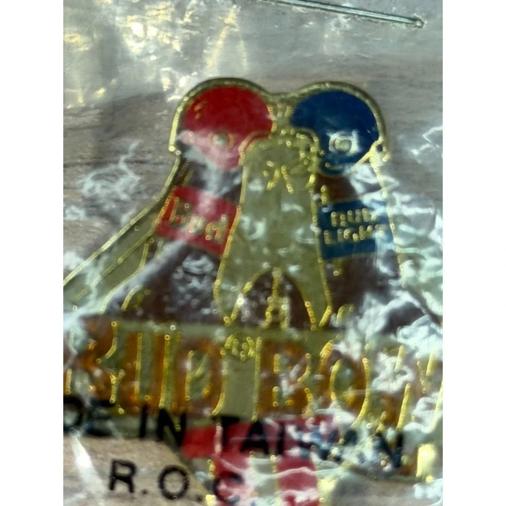 NFL Bud Bowl II‎ Budweiser Bud Light Football Enamel Lapel Hat Pin